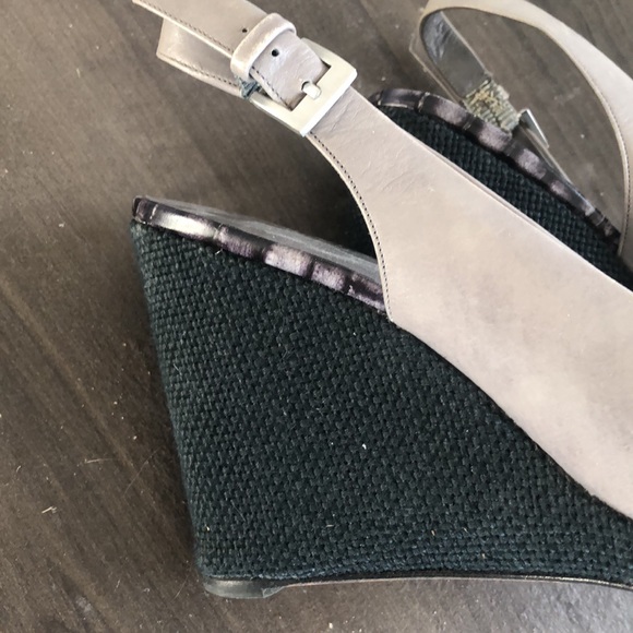 Kenneth Cole grey wedge - Picture 8 of 10